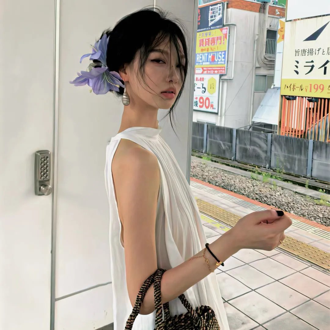 我的龙主身份被女儿曝光了